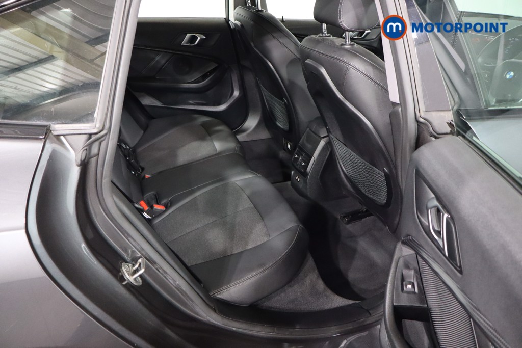 BMW 2 Series Sport Manual Petrol Saloon - Stock Number (1530101) - 11th supplementary image