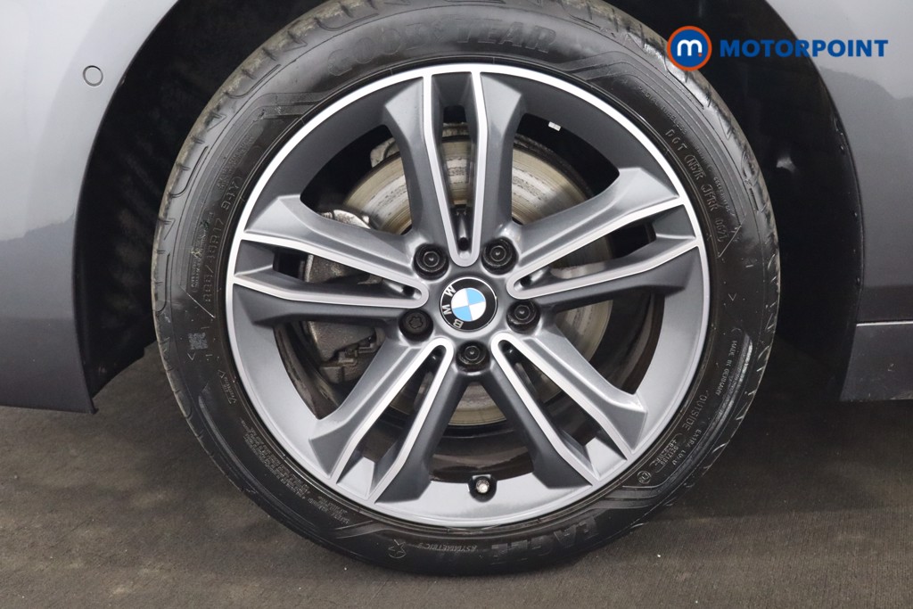 BMW 2 Series Sport Manual Petrol Saloon - Stock Number (1530101) - 16th supplementary image