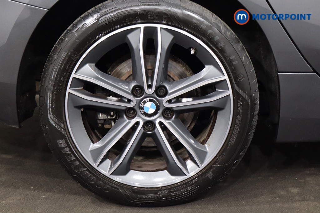 BMW 2 Series Sport Manual Petrol Saloon - Stock Number (1530101) - 18th supplementary image