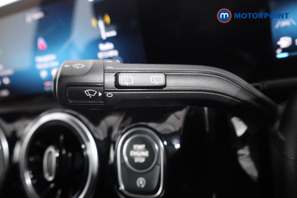 Mercedes-Benz B Class Sport Manual Petrol Hatchback - Stock Number (1535760) - 8th supplementary image