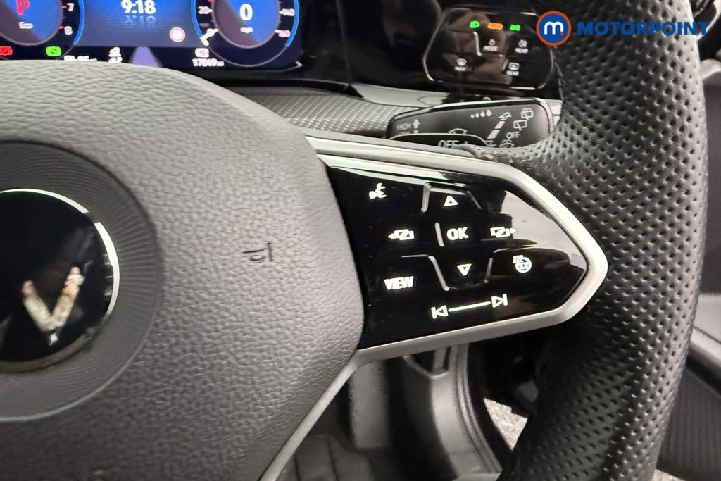 Volkswagen Golf R-Line Automatic Petrol Hatchback - Stock Number (1536217) - 14th supplementary image