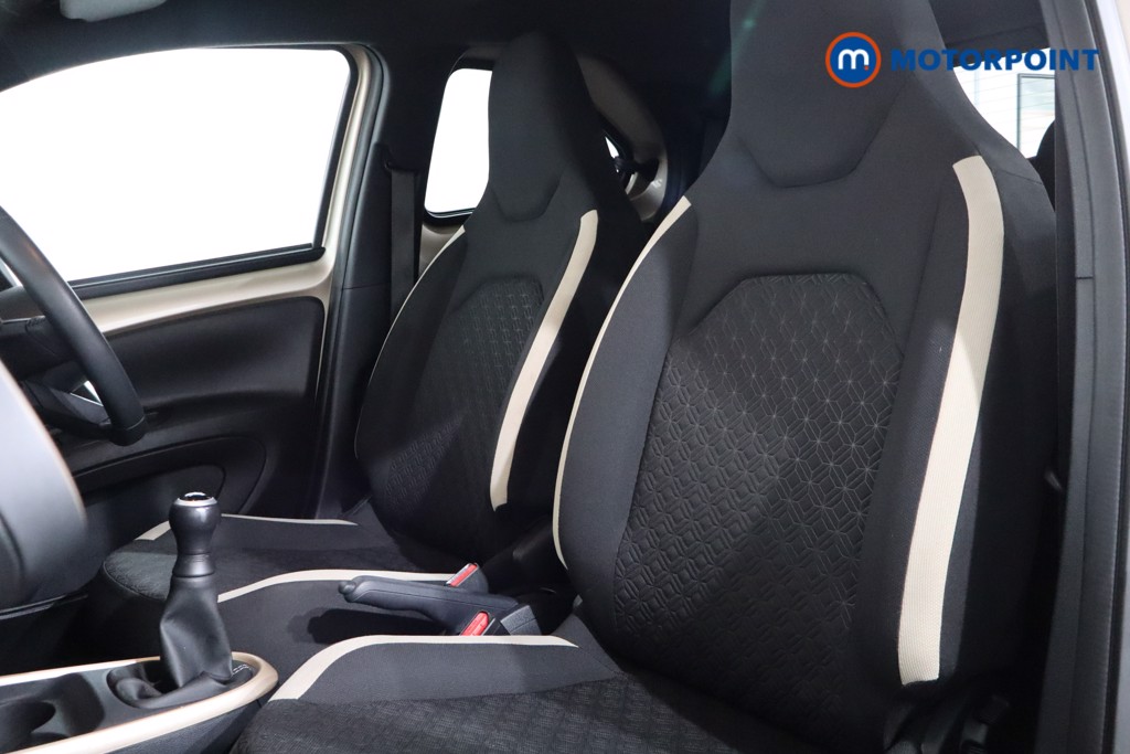 Toyota Aygo X Edge Manual Petrol Hatchback - Stock Number (1536385) - 4th supplementary image