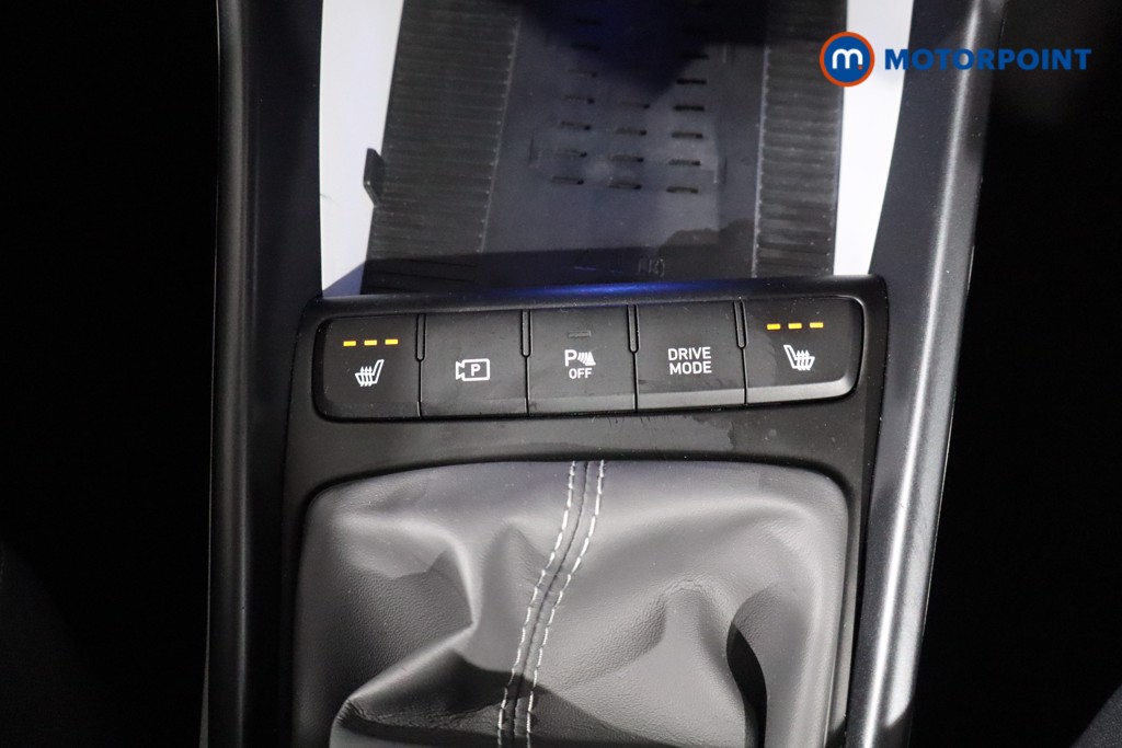 Hyundai Bayon Ultimate Manual Petrol-Electric Hybrid SUV - Stock Number (1540752) - 16th supplementary image