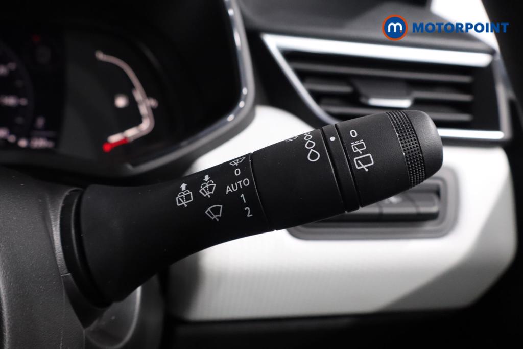 Renault Clio Se Edition Manual Petrol Hatchback - Stock Number (1528410) - 10th supplementary image