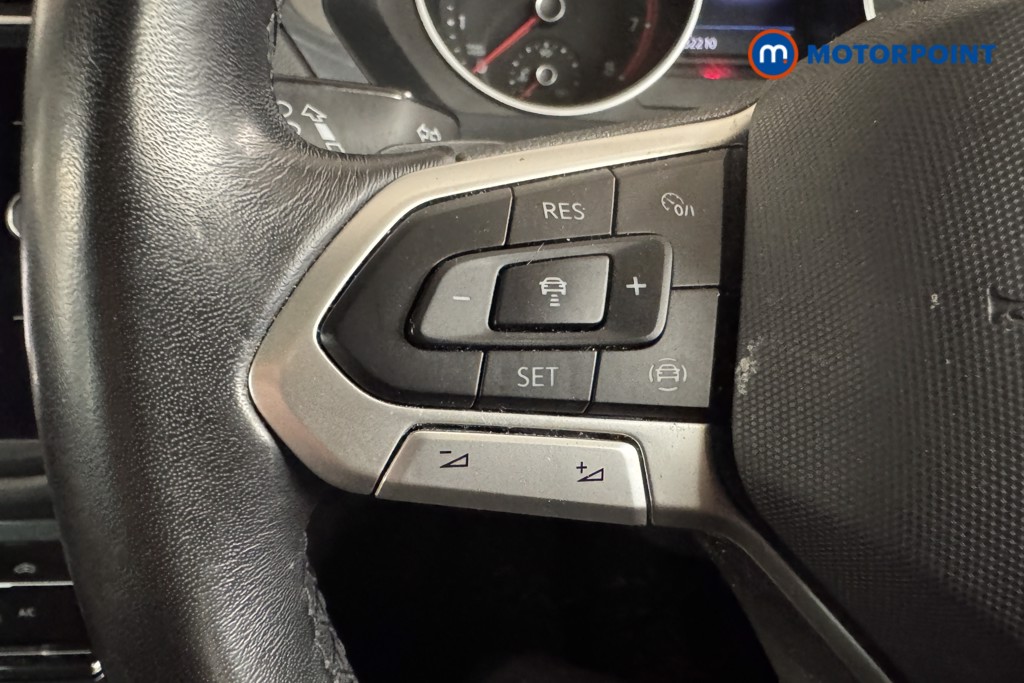 Volkswagen Tiguan Life Automatic Petrol SUV - Stock Number (1531142) - 13th supplementary image
