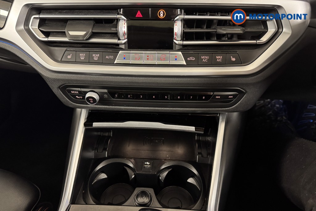 BMW 3 Series Sport Pro Automatic Petrol Plug-In Hybrid Saloon - Stock Number (1534060) - 11th supplementary image
