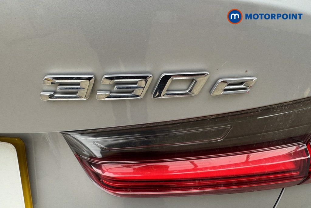BMW 3 Series Sport Pro Automatic Petrol Plug-In Hybrid Saloon - Stock Number (1534060) - 20th supplementary image