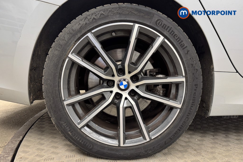 BMW 3 Series Sport Pro Automatic Petrol Plug-In Hybrid Saloon - Stock Number (1534060) - 21st supplementary image