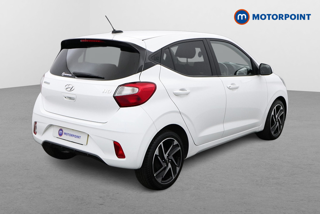 Hyundai I10 Premium Manual Petrol Hatchback - Stock Number (1538294) - Drivers side rear corner