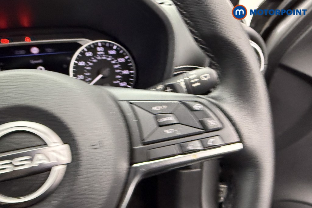 Nissan Juke N-Connecta Automatic Petrol SUV - Stock Number (1539314) - 14th supplementary image