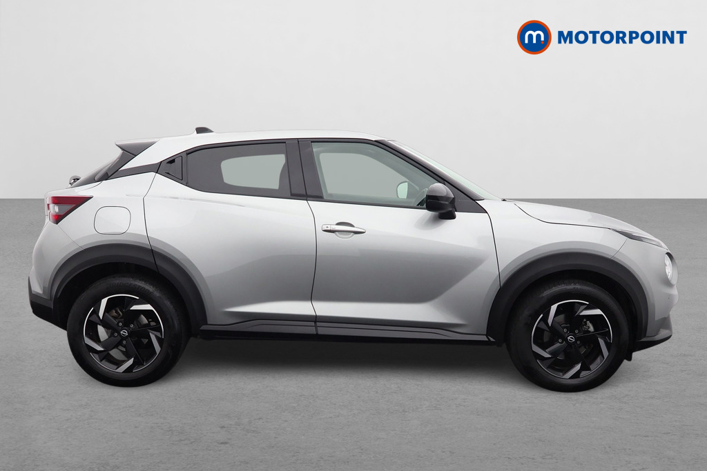 Nissan Juke N-Connecta Automatic Petrol SUV - Stock Number (1539314) - Drivers side