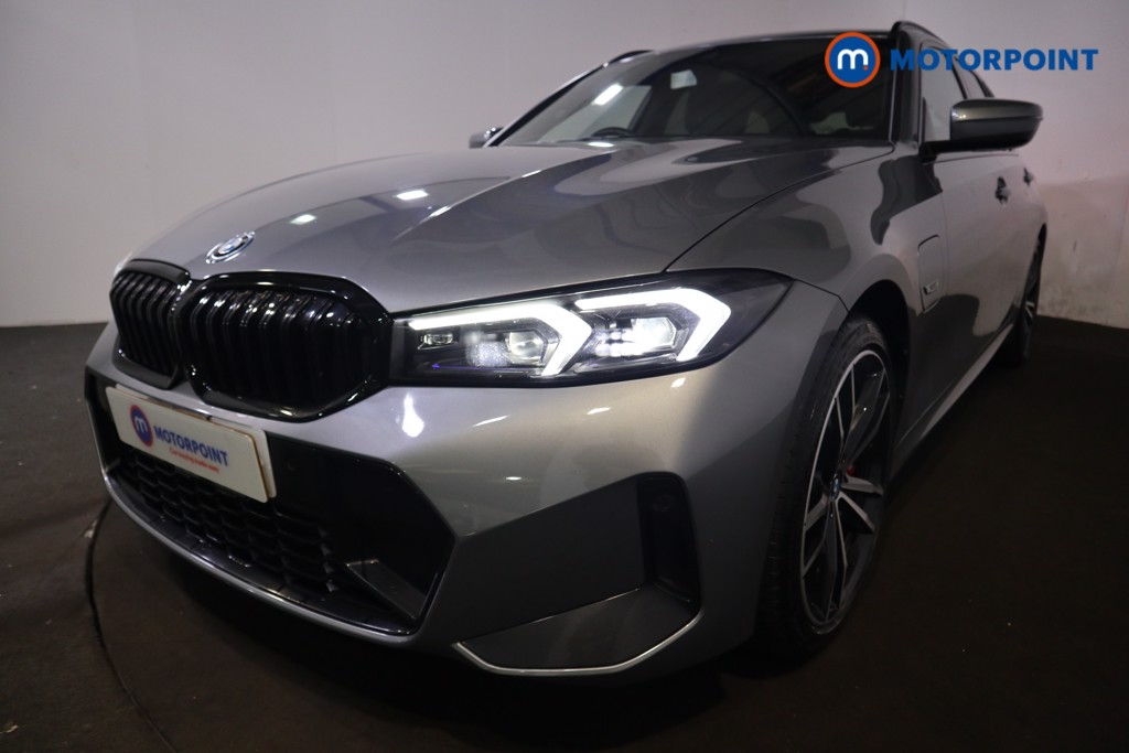 BMW 3 Series M Sport Automatic Petrol Plug-In Hybrid Estate - Stock Number (1539973) - 28th supplementary image