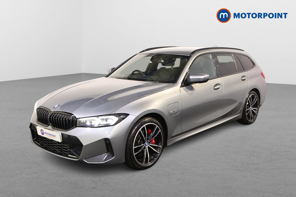 BMW 3 Series M Sport Automatic Petrol Plug-In Hybrid Estate - Stock Number (1539973) - Passenger side front corner