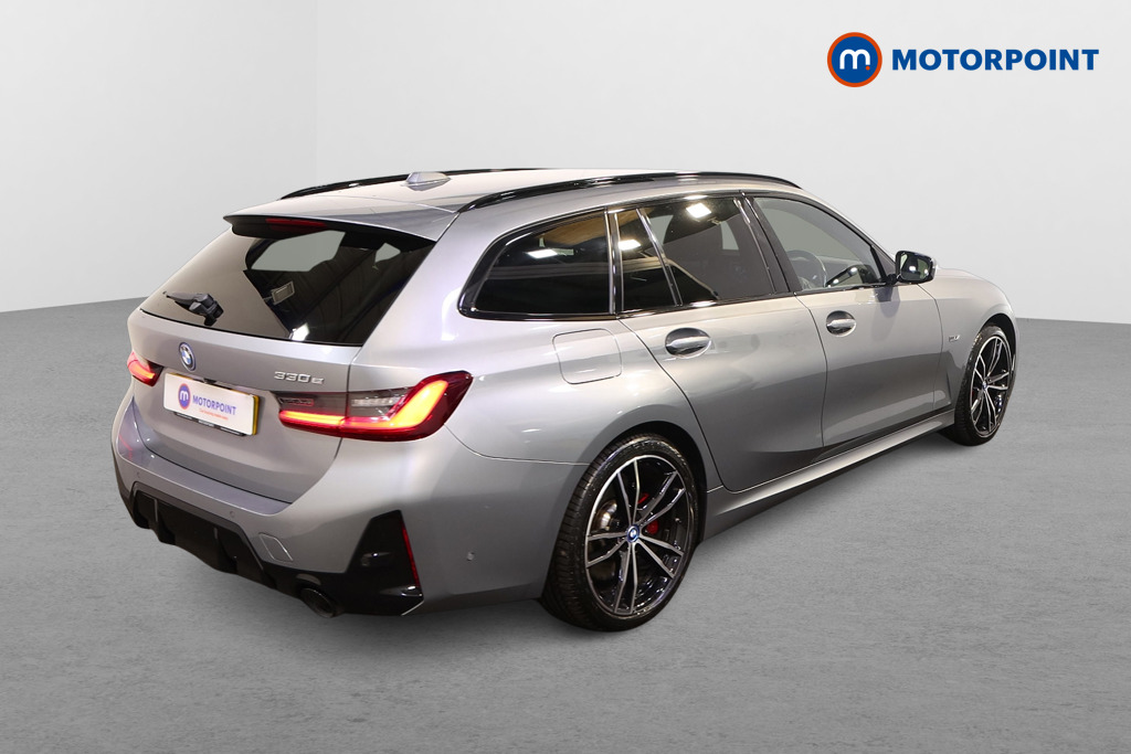 BMW 3 Series M Sport Automatic Petrol Plug-In Hybrid Estate - Stock Number (1539973) - Drivers side rear corner