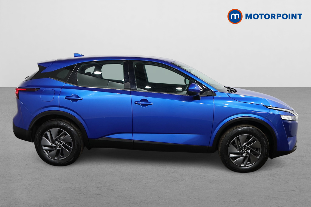 Nissan Qashqai Acenta Premium Automatic Petrol SUV - Stock Number (1540060) - Drivers side