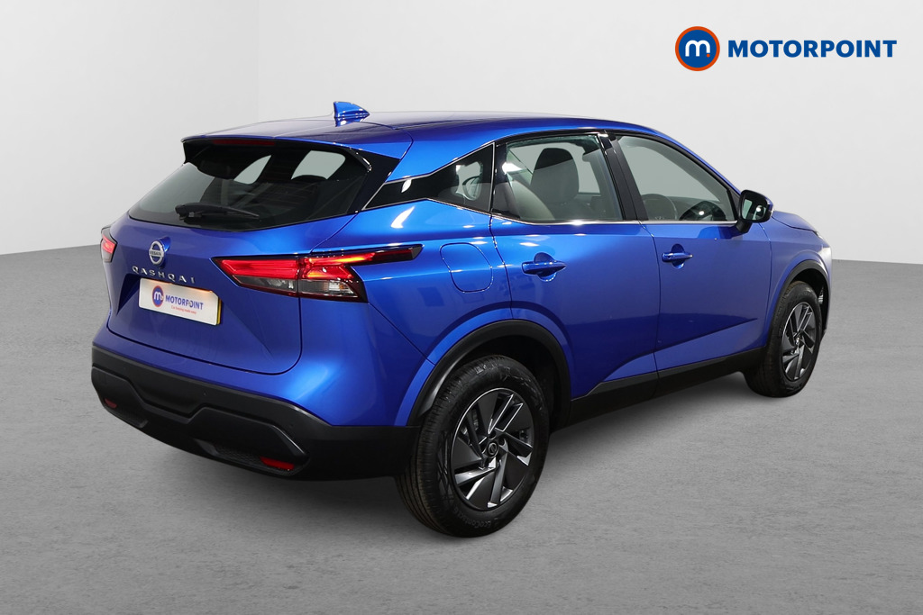 Nissan Qashqai Acenta Premium Automatic Petrol SUV - Stock Number (1540060) - Drivers side rear corner