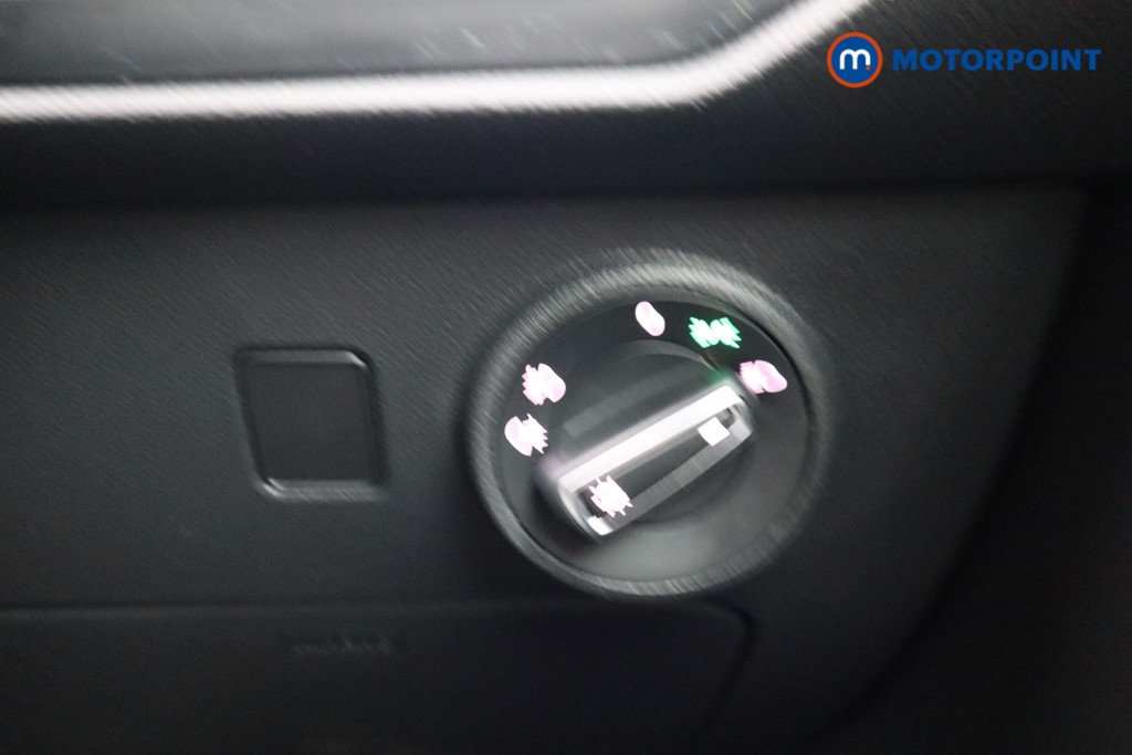 Seat Ateca Se Technology Manual Petrol SUV - Stock Number (1529040) - 18th supplementary image