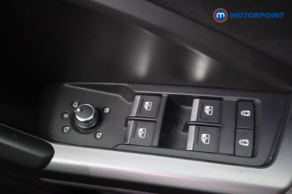 Audi Q3 S Line Automatic Diesel SUV - Stock Number (1533781) - 15th supplementary image
