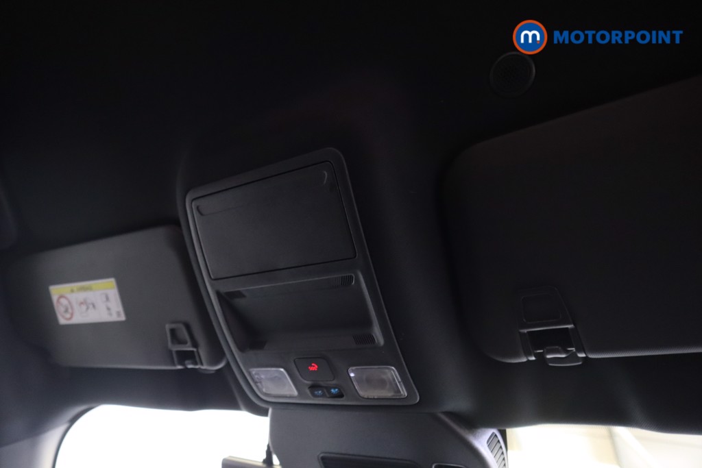 Ford Kuga St-Line Manual Diesel-Electric Hybrid SUV - Stock Number (1536436) - 6th supplementary image