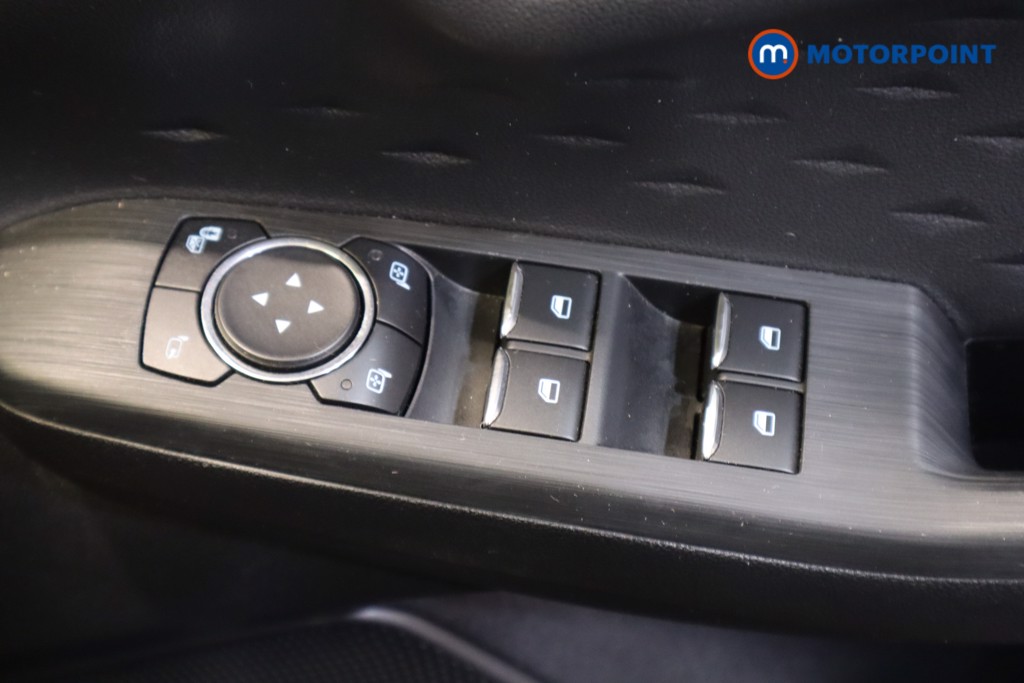Ford Kuga St-Line Manual Diesel-Electric Hybrid SUV - Stock Number (1536436) - 8th supplementary image