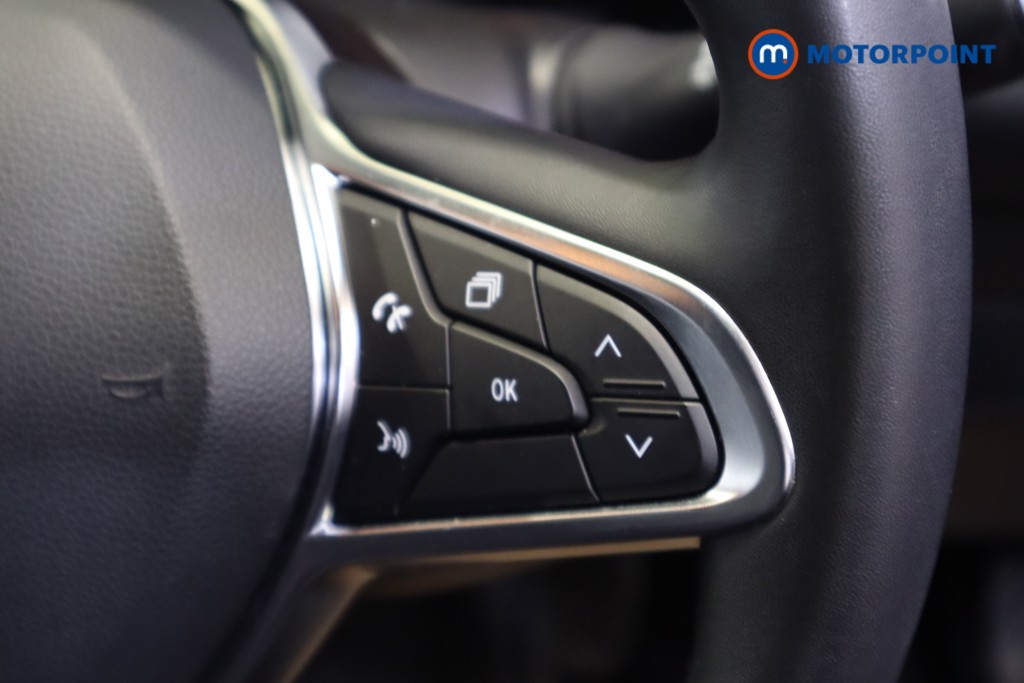 Renault Captur Iconic Manual Petrol SUV - Stock Number (1537805) - 9th supplementary image