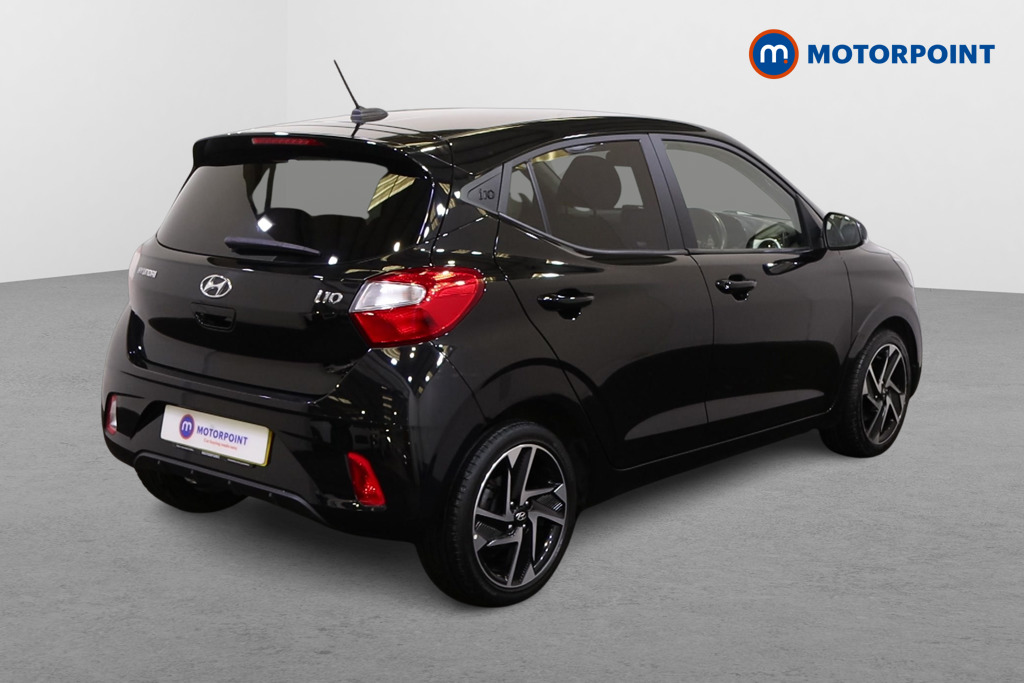 Hyundai I10 Premium Manual Petrol Hatchback - Stock Number (1537957) - Drivers side rear corner