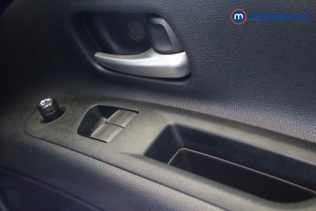 Toyota Aygo X Pure Manual Petrol Hatchback - Stock Number (1541189) - 7th supplementary image