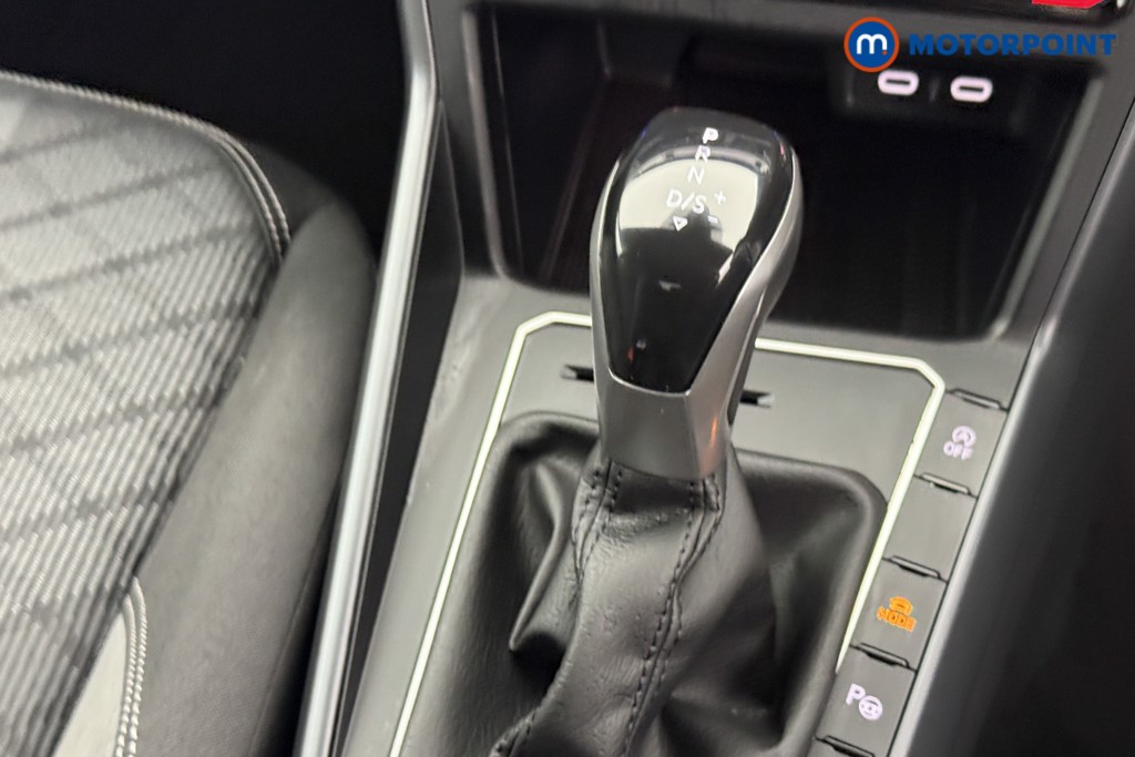 Volkswagen Taigo R-Line Automatic Petrol SUV - Stock Number (1541596) - 14th supplementary image