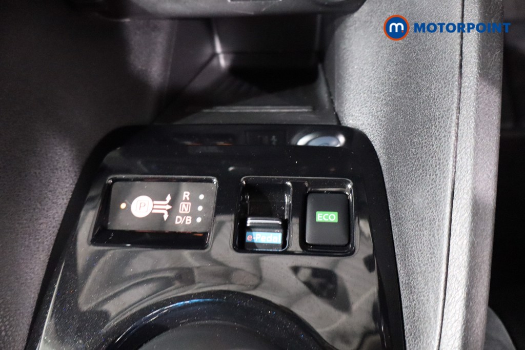 Nissan Leaf Tekna Automatic Electric Hatchback - Stock Number (1530037) - 16th supplementary image