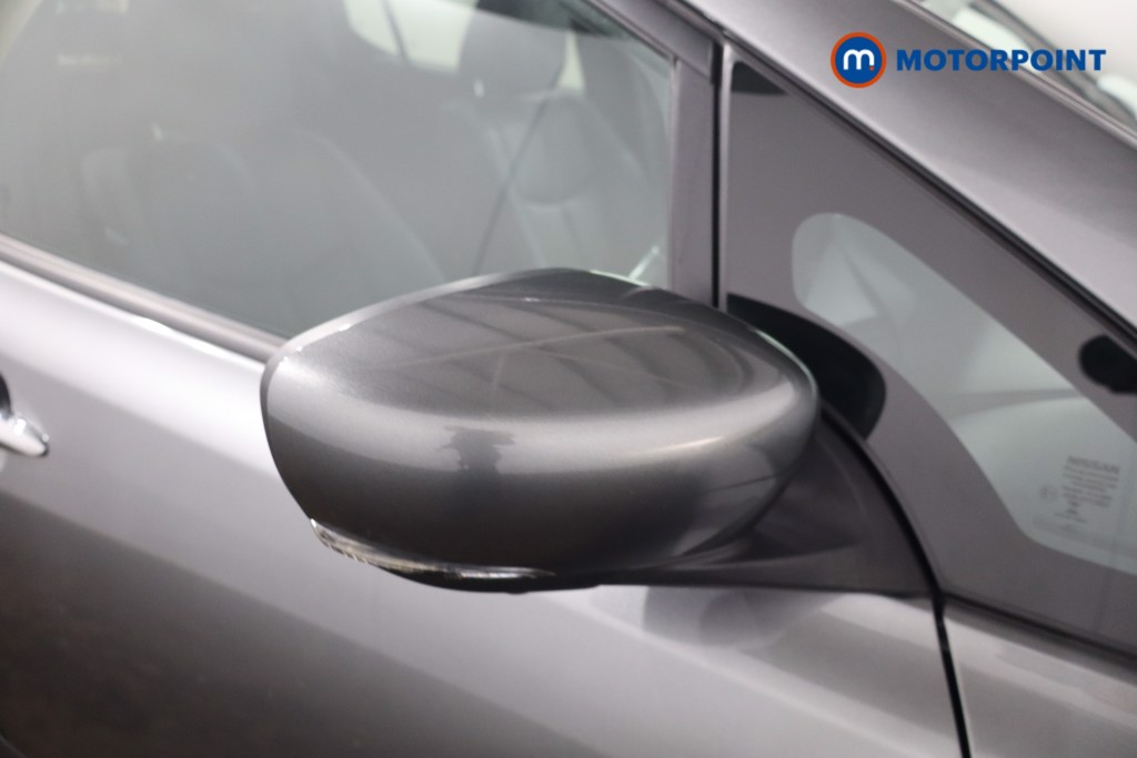 Nissan Leaf Tekna Automatic Electric Hatchback - Stock Number (1530037) - 26th supplementary image