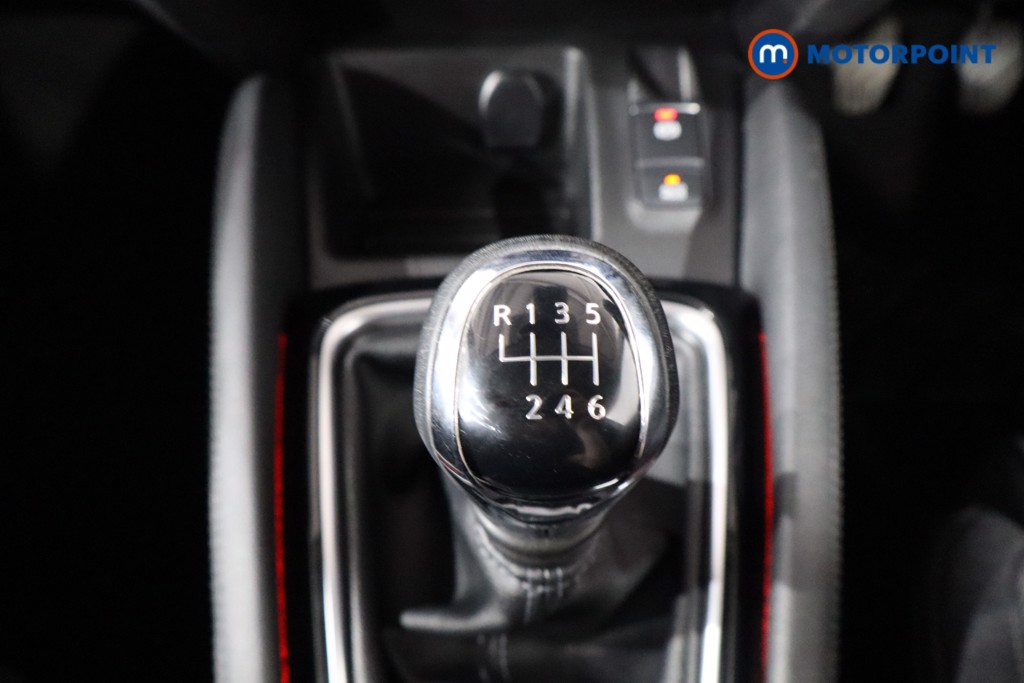 Nissan Qashqai N-Connecta Manual Petrol SUV - Stock Number (1530031) - 15th supplementary image