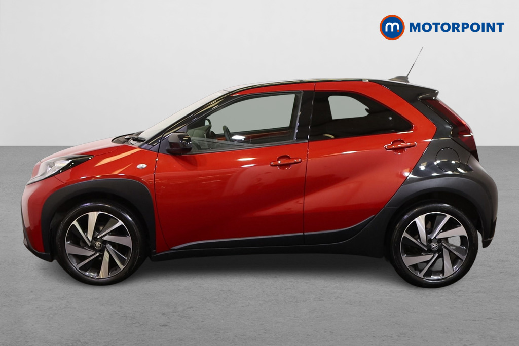 Toyota Aygo X Edge Manual Petrol Hatchback - Stock Number (1534239) - Passenger side