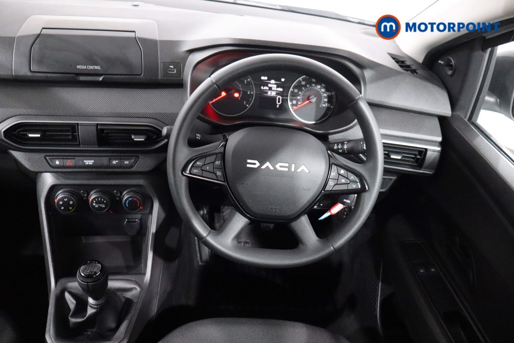 Dacia Jogger Essential Manual Petrol People Carrier - Stock Number (1535662) - 3rd supplementary image