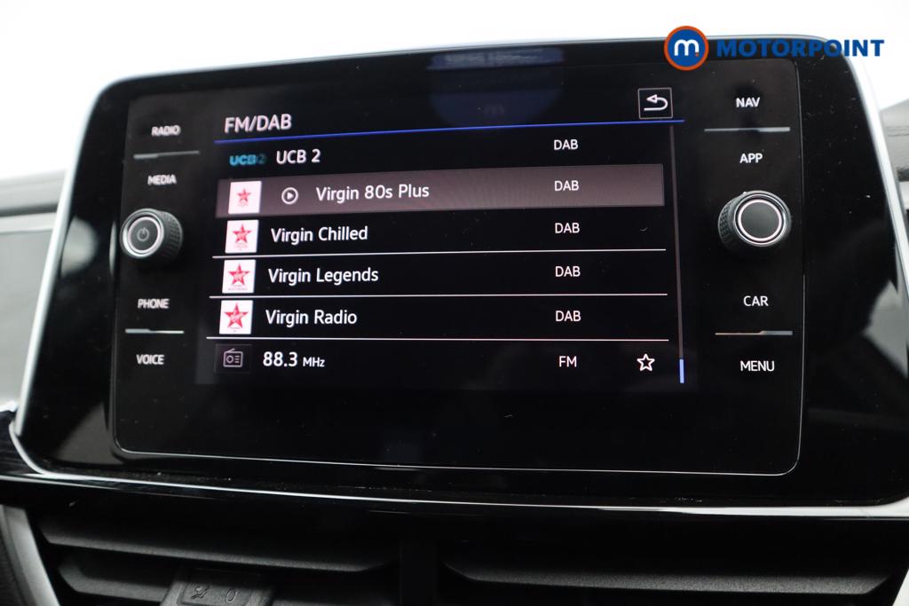 Volkswagen T-Roc R-Line Automatic Petrol SUV - Stock Number (1535828) - 4th supplementary image