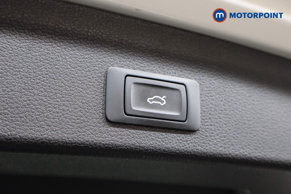 Audi Q3 Technik Manual Petrol SUV - Stock Number (1536616) - 20th supplementary image