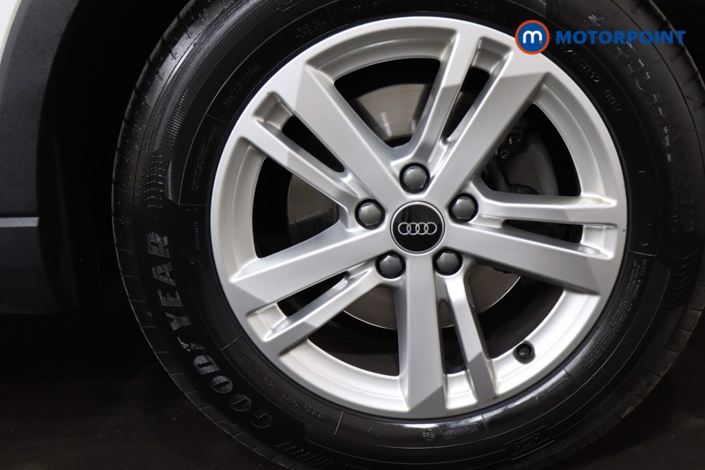 Audi Q3 Technik Manual Petrol SUV - Stock Number (1536616) - 23rd supplementary image