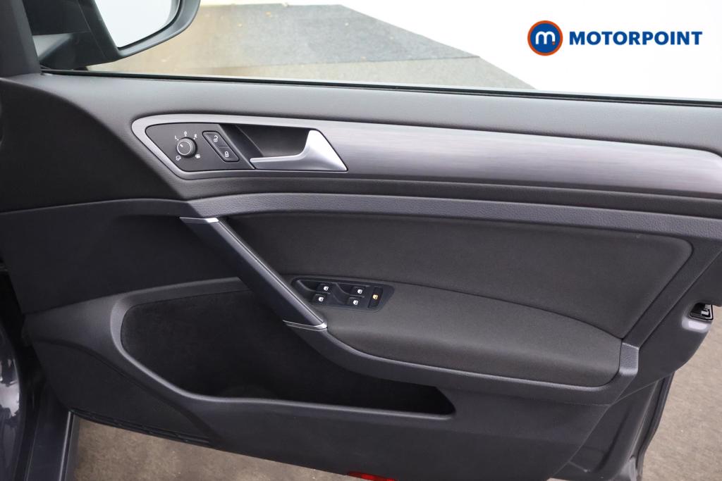 Volkswagen Golf SE Automatic Petrol Hatchback - Stock Number (1536887) - 9th supplementary image