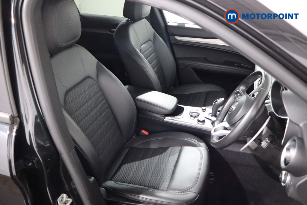 Alfa Romeo Stelvio Sprint Automatic Petrol SUV - Stock Number (1537374) - 4th supplementary image