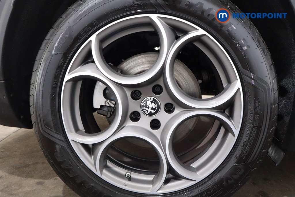 Alfa Romeo Stelvio Sprint Automatic Petrol SUV - Stock Number (1537374) - 9th supplementary image