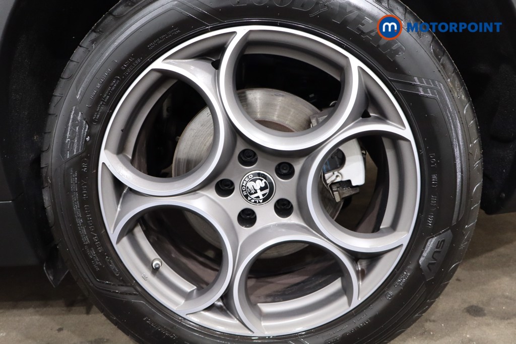 Alfa Romeo Stelvio Sprint Automatic Petrol SUV - Stock Number (1537374) - 10th supplementary image