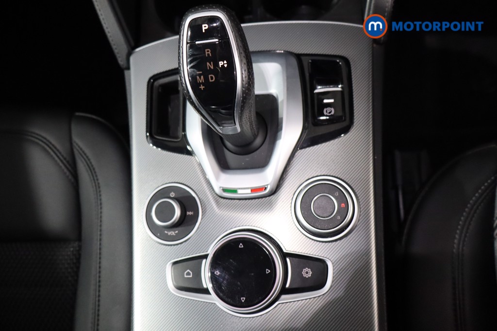 Alfa Romeo Stelvio Sprint Automatic Petrol SUV - Stock Number (1537374) - 15th supplementary image