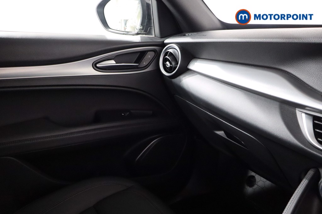 Alfa Romeo Stelvio Sprint Automatic Petrol SUV - Stock Number (1537374) - 20th supplementary image