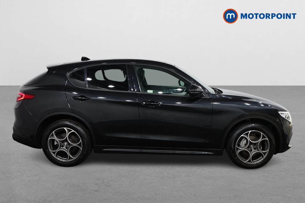 Alfa Romeo Stelvio Sprint Automatic Petrol SUV - Stock Number (1537374) - Drivers side