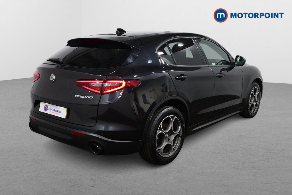 Alfa Romeo Stelvio Sprint Automatic Petrol SUV - Stock Number (1537374) - Drivers side rear corner