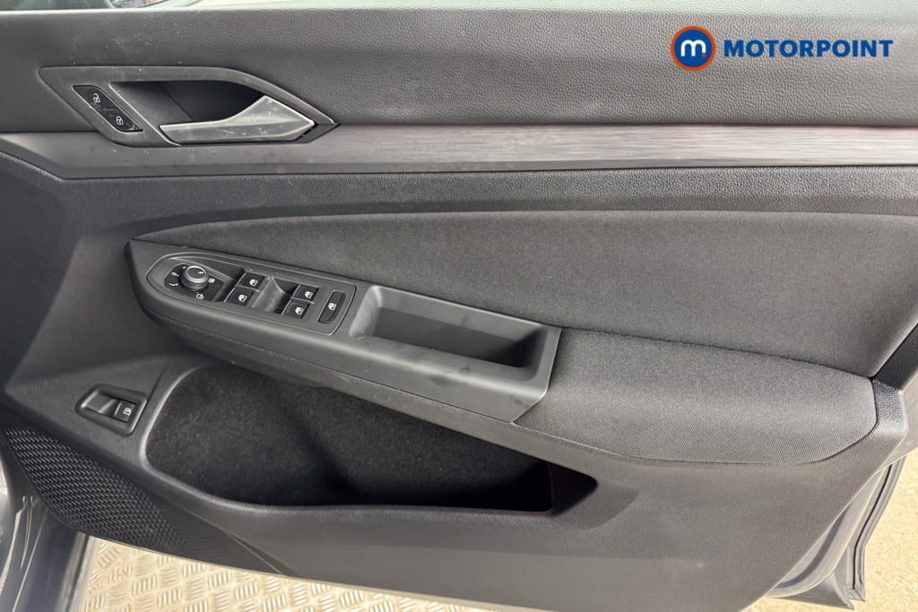 Volkswagen Golf Style Automatic Petrol Plug-In Hybrid Hatchback - Stock Number (1537755) - 15th supplementary image