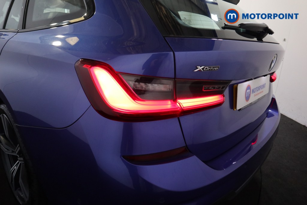 BMW 3 Series M Sport Automatic Petrol Plug-In Hybrid Estate - Stock Number (1538033) - 27th supplementary image