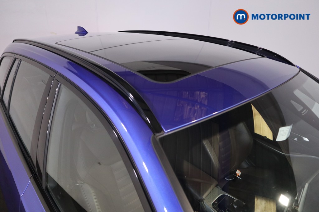 BMW 3 Series M Sport Automatic Petrol Plug-In Hybrid Estate - Stock Number (1538033) - 29th supplementary image
