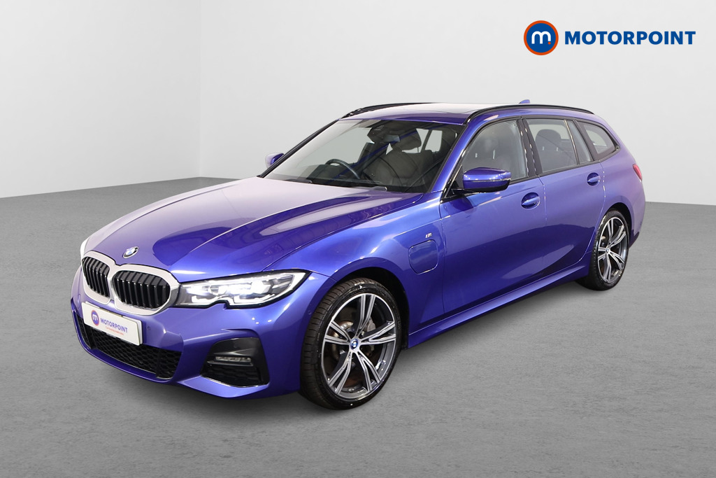 BMW 3 Series M Sport Automatic Petrol Plug-In Hybrid Estate - Stock Number (1538033) - Passenger side front corner