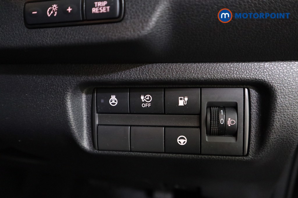 Nissan Leaf Tekna Automatic Electric Hatchback - Stock Number (1538184) - 9th supplementary image