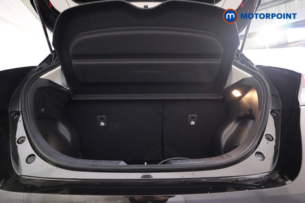 Nissan Leaf Tekna Automatic Electric Hatchback - Stock Number (1538184) - 14th supplementary image